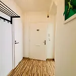Green Room Διαμέρισμα *